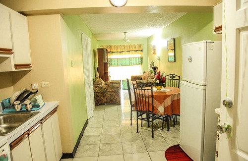 Eden Gardens Apartment | Come have fun in the Sun at Angel's Jamaican Suite