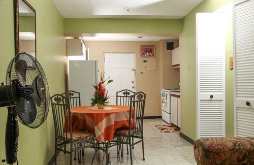 Eden Gardens Apartment | Come have fun in the Sun at Angel's Jamaican Suite