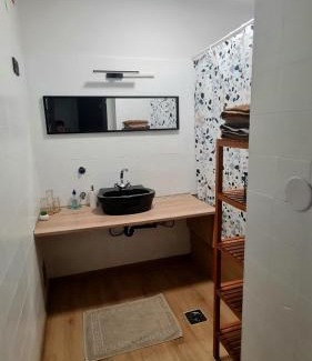 Kiskunfelegyhaza Apartment | Come.in