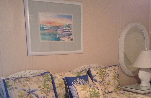 Atlantic Beach Condo | Come Let the Daily Grind Be Whisked Away by the Ocean Breeze.