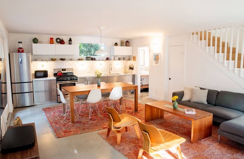 Venice House | Come live at the beach in Venice in a recently renovated townhouse with garden!