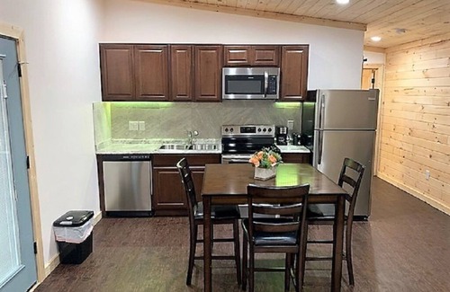 Denison Cabin | Come relax at “Harmony Garden”!