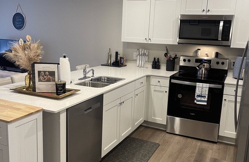Ankeny House | Come relax in a new part of town!