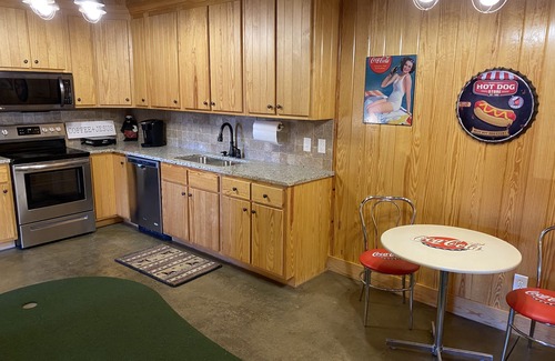 Pleasure Point House | Come Relax with your family at Casa Bear