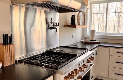 Lewisville Apartment | Come Spend your Vacation With Us at Woodland Retreat!