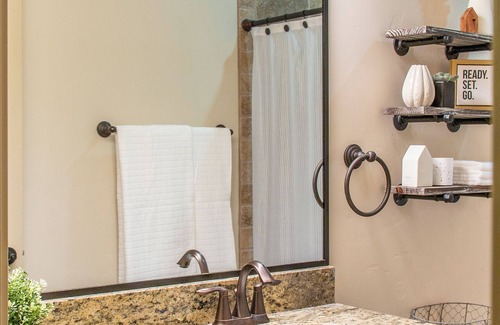 Hurricane House | Come stay at Hurricane Hill Home near Zion National Park!
