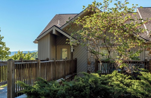 McGaheysville Condo | Come stay at Massanutten Resort's Summit for a relaxing vacay!