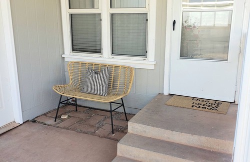 Ivins House | Come stay at our comfy, cozy, NEWLY RENOVATED home in the Ivins, UT!