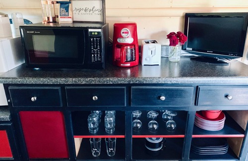 Lubbock House | Come stay in our converted school bus/tiny home!