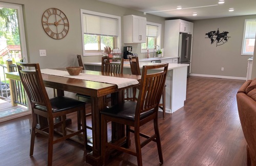Mason House | Come stay in our spacious ranch home in Mason. Ten minutes from Kings Island.