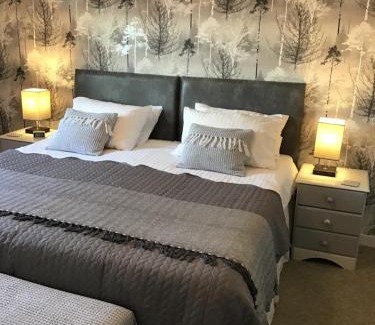 Crieff Bed & Breakfast | Comelybank Guesthouse