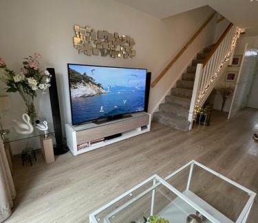 Wellingborough House | Comet place