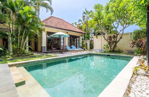 Petitenget Villa | Cometa Prime 3BR Private Pool Luxury Villa Seminyak