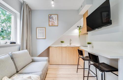 Opole Apartment | COMFISTAY Dubois 31 - City Access and Free Parking