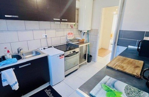 Amelie-les-Bains-Palalda Apartment | Comfortable 2-BR Apt with Private Parking, WiFi, and Central Location in Amélie-les-Bains