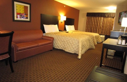 Monmouth Junction House | Comfort & Affordability Near Major Highways | 3 Units