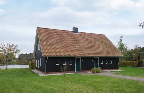 Nooitgedacht House | Comfort 10-person farmhouse in the holiday park Hof van Saksen