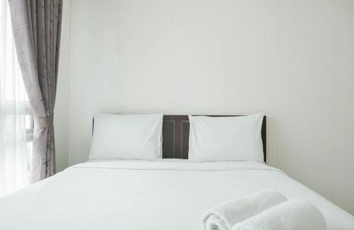 East Jakarta Apartment | Comfort 1BR Apartment with Study Room at Woodland Park Residence By Travelio