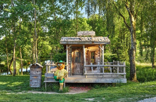 Froidchapelle House | Comfort 4-person bungalow in the holiday park Landal Village l'Eau d'Heure
