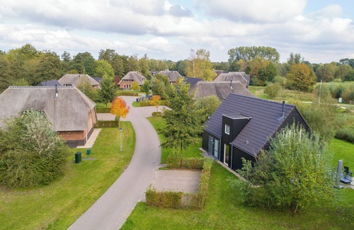 Aalden House | Comfort 4-person kids bungalow in the holiday park Landal Aelderholt