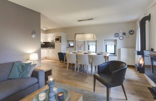 Nooitgedacht House | Comfort 6-person 'children's' farmhouse in the holiday park Hof van Saksen