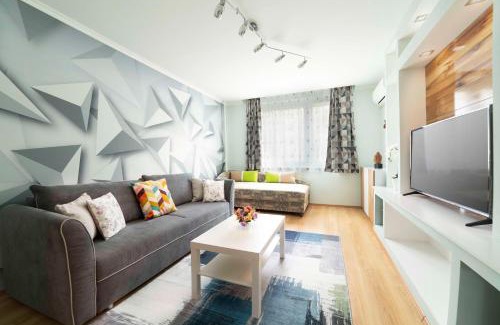 Hamor Apartment | Comfort 66 - Real-Life 3-Room Family Stay with 4 Beds