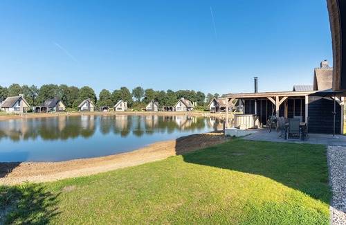 Westerbork House | Comfort 8-person residence in the holiday park Landal Drentse Lagune