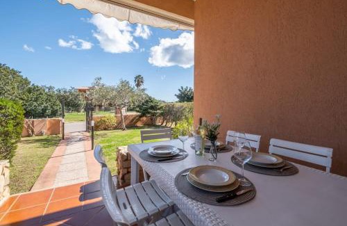 Costa Rei House | Comfort a 4 minuti dal mare- Giardino e bbq