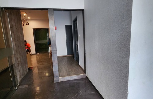 Prabhadevi Hotel | COMFORT ACCOMMODATION HOTEL CITY VUE