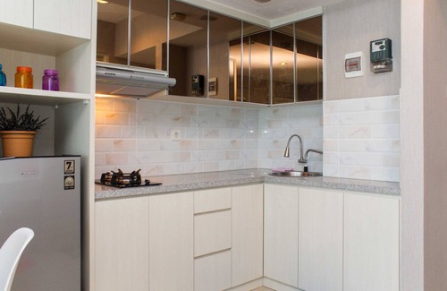 Pekayon Jaya Apartment | Comfort And Best Deal Studio At Grand Kamala Lagoon Apartment