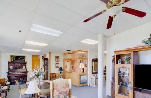 Drumright House | Comfort and Convenience! Free Parking Onsite, Pet-Friendly Property