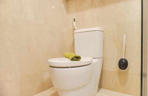 Bendungan Hilir Apartment | Comfort and Elegant 2BR Sudirman Suites Apartment By Travelio