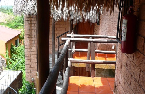 Ixtapa - Zihuatanejo House | Comfort and privacy a short walk from Playa La Ropa