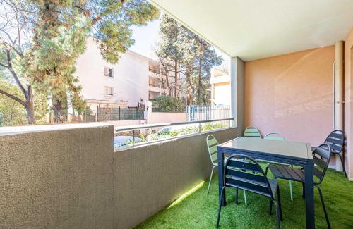 California - Pezou Apartment | Comfort and serenity with A-C, Parking and Balcony