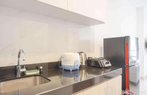Semanggi Apartment | Comfort and Warm Studio at Ciputra World 2 Apartment By Travelio