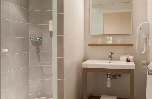 Mandelieu-La-Napoule Hotel | Comfort Aparthotel Cannes Mandelieu