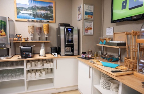 Saint-Francois d'Assise Apartment | Comfort Aparthotel Besancon Hauts du Chazal