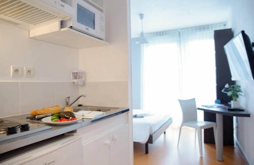 Saint-Francois d'Assise Apartment | Comfort Aparthotel Besancon Hauts du Chazal