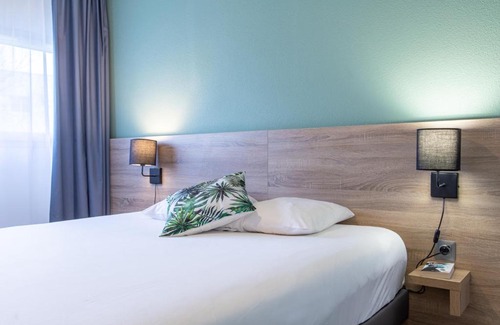 Miroir - Batignolles Hotel | Comfort Aparthotel Le Mans