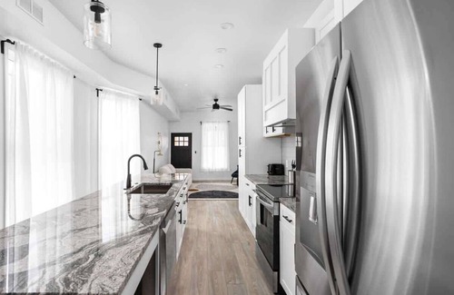 Holy Cross House | Comfort & Convenience in Circle City