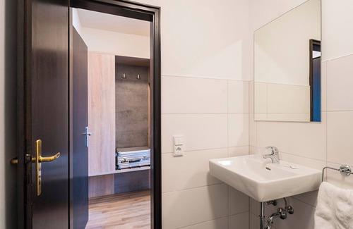Loerrach Apartment | Comfort family room with shower and WC