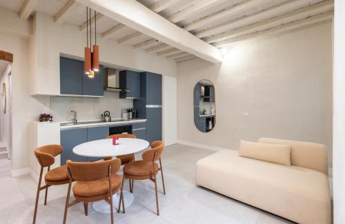 Santa Maria Novella Apartment | comfort florence