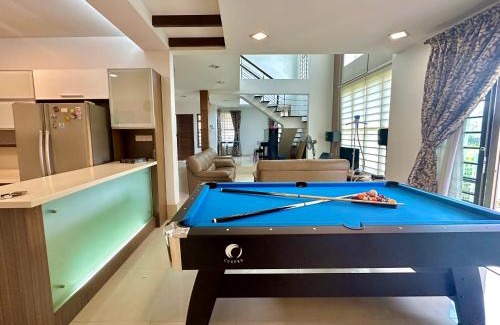 Taman Pelangi House | Comfort Gather Near CIQ 5B3B
