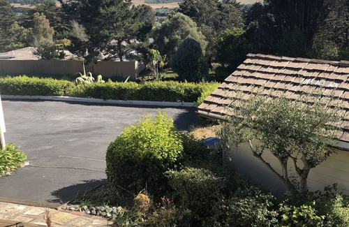 Rancho Rio Vista Apartment | COMFORT IN CARMEL WITH VIEWS OF VALLEY AND MOUNTAINS