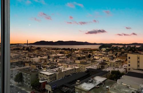 Cow Hollow Hotel | Comfort Inn By the Bay
