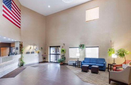 Grain Valley Hotel | Comfort Inn Grain Valley - Kansas City