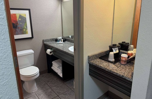 Huntington Hotel | Comfort Inn Huntington near University area
