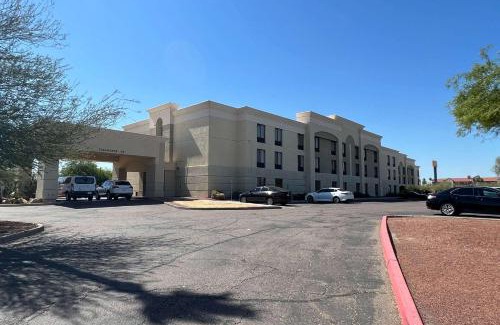Estrella Hotel | Comfort Inn I-10 West at 51st Ave