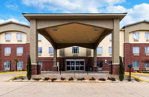Fredericksburg Hotel | Comfort Inn & Suites and Suites Fredericksburg