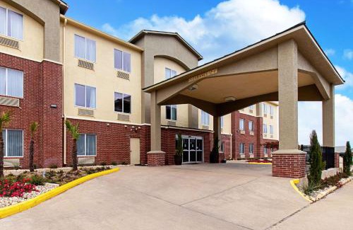 Fredericksburg Hotel | Comfort Inn & Suites and Suites Fredericksburg